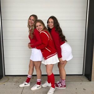 Meet your Posher, Jasmine